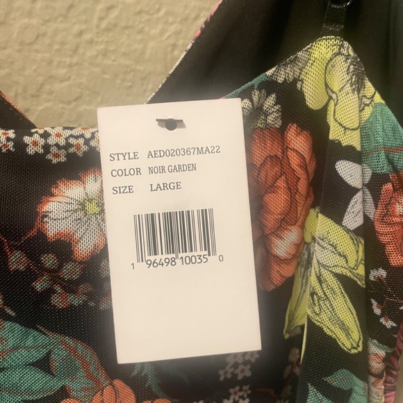 AFRM mid length floral dress - Picture 3 of 3